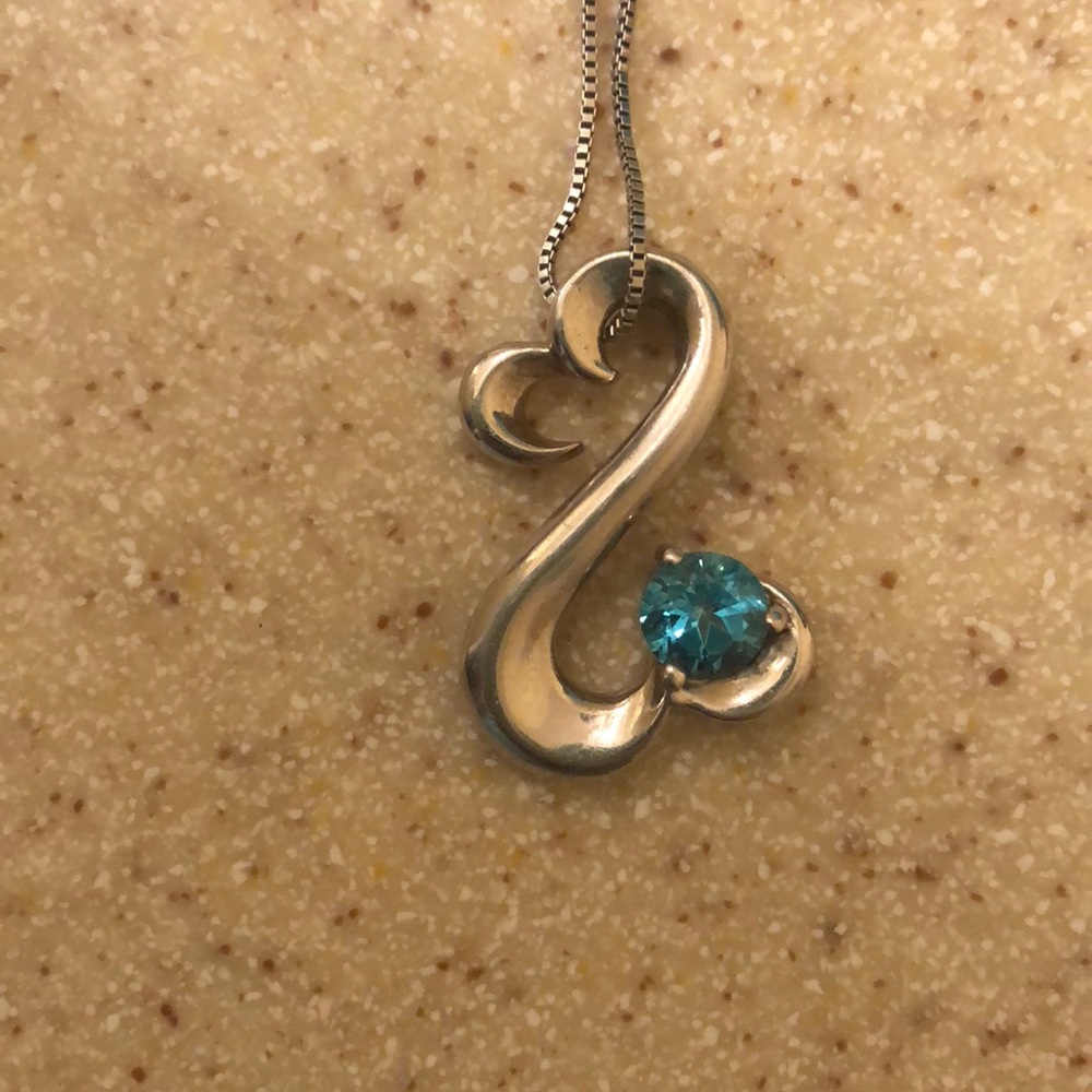 Kay open heart necklace